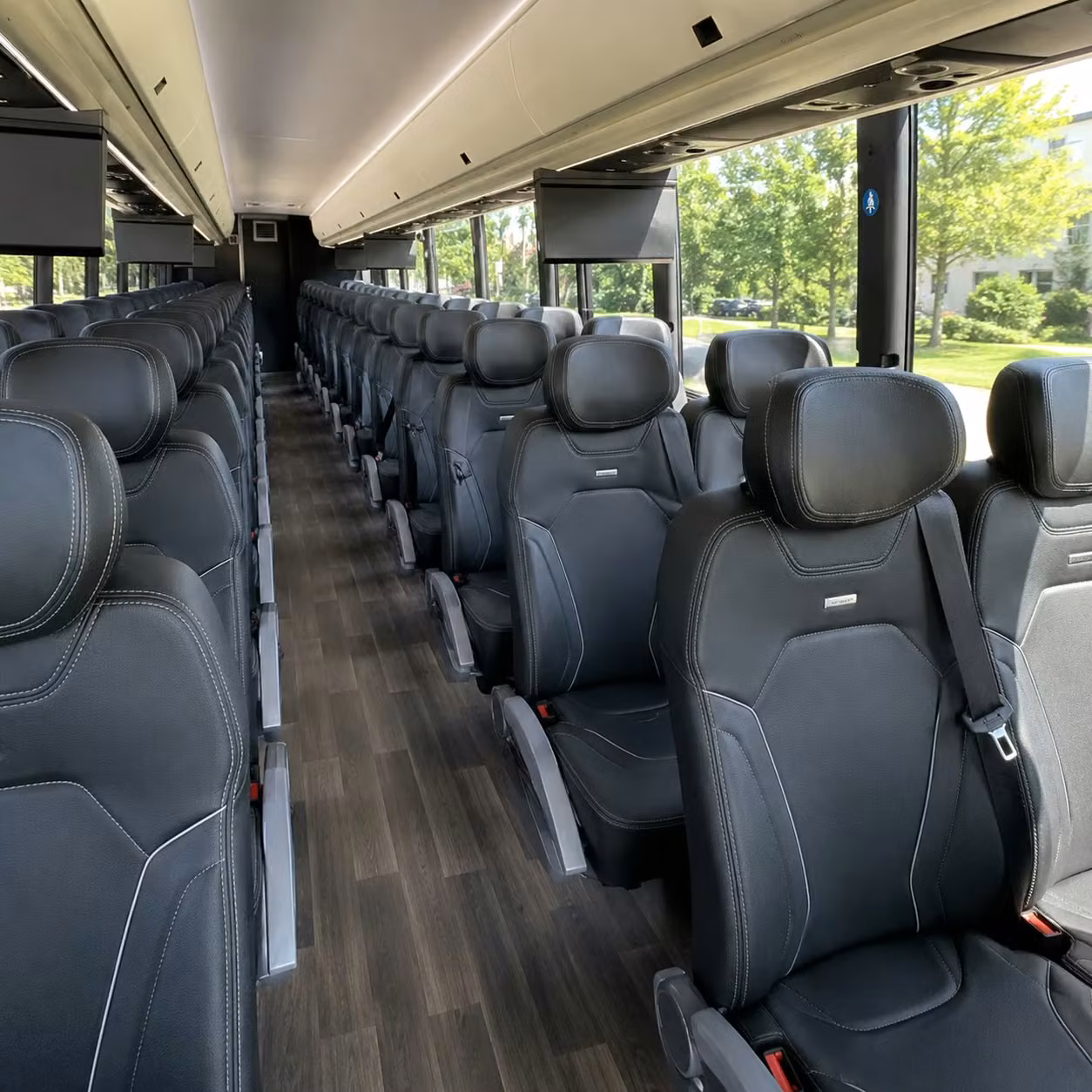 multi day charter bus rentals for santa rosa groups heading to southern california